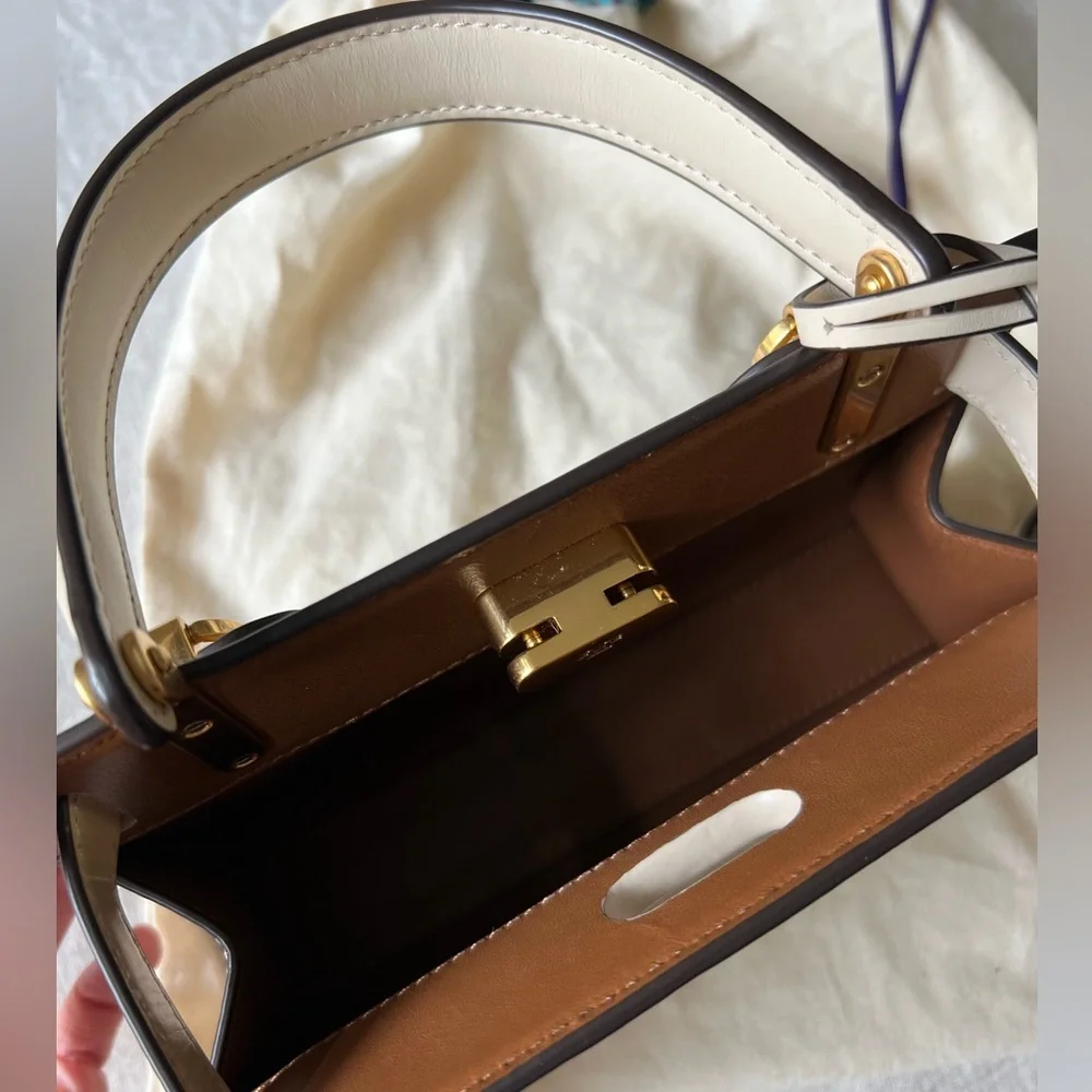 Tory Burch Lee Radziwill Petite Bag - Picture 4 of 8